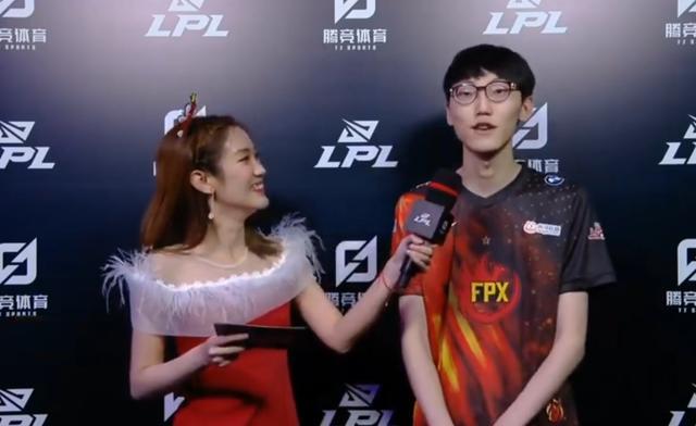 为年轻队员 为年轻队员